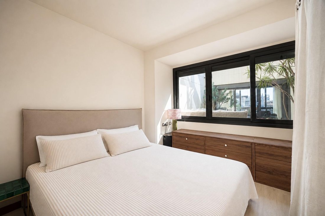 Apartment in Eixample, Barcelona, Spain 4 - 18446492