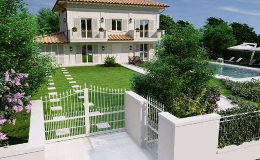 Villa in Center, Forte dei Marmi, Tuscany 1