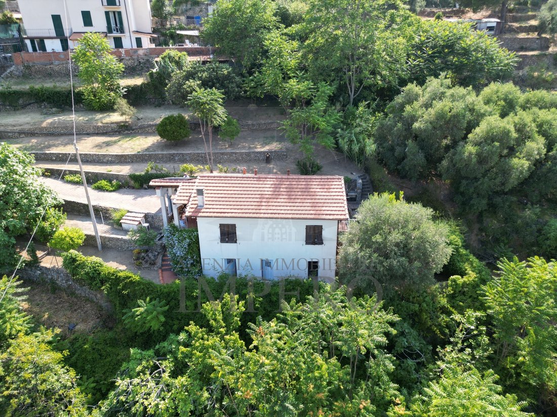 House in Latte, Ventimiglia, Liguria 1 - 18449192