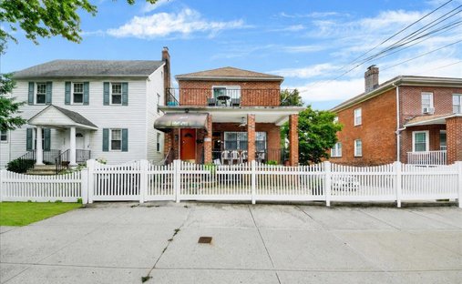 House in New York, New York, United States 1