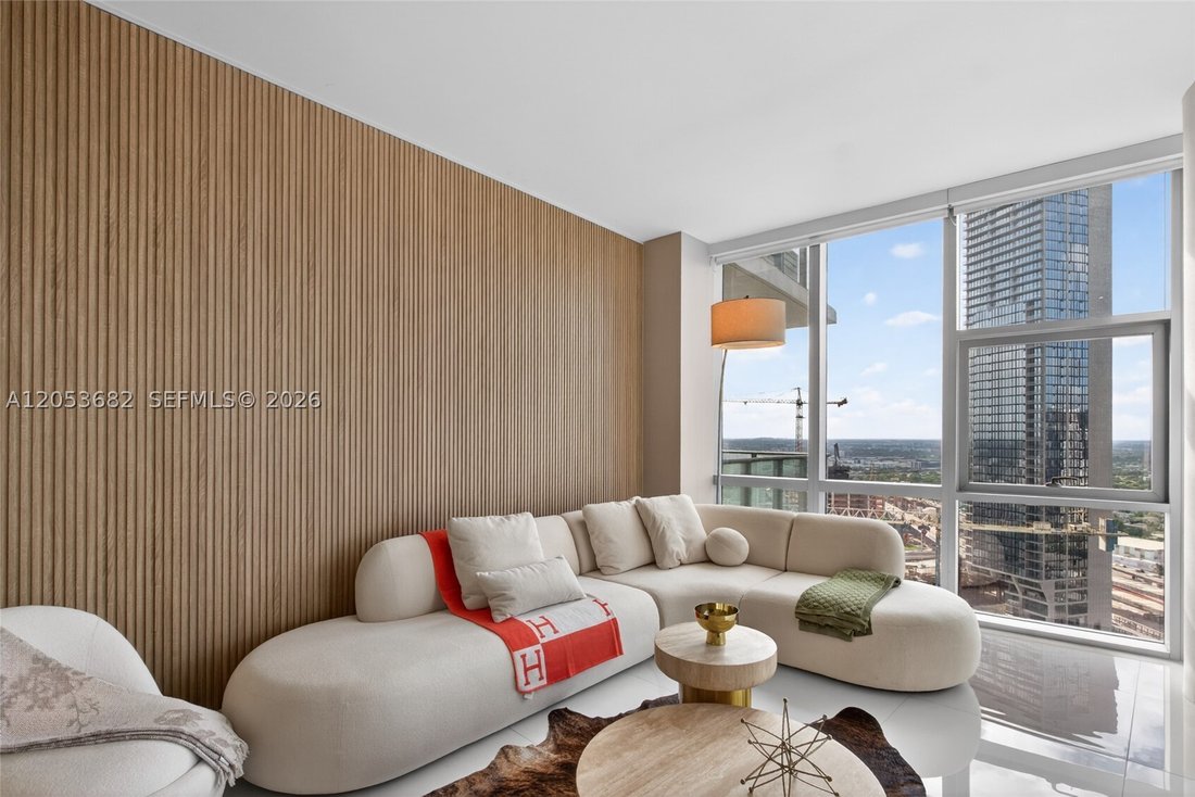 Condo in Miami, Florida, United States 5 - 18446220