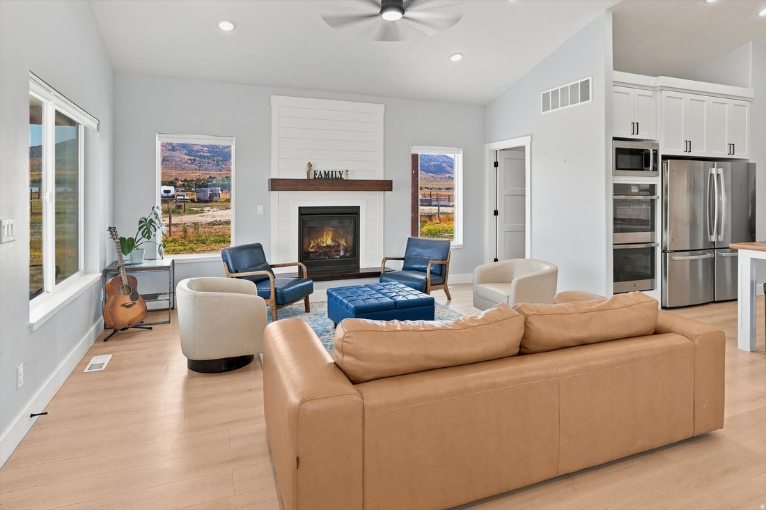House in Plymouth, Utah, United States 5 - 18450144