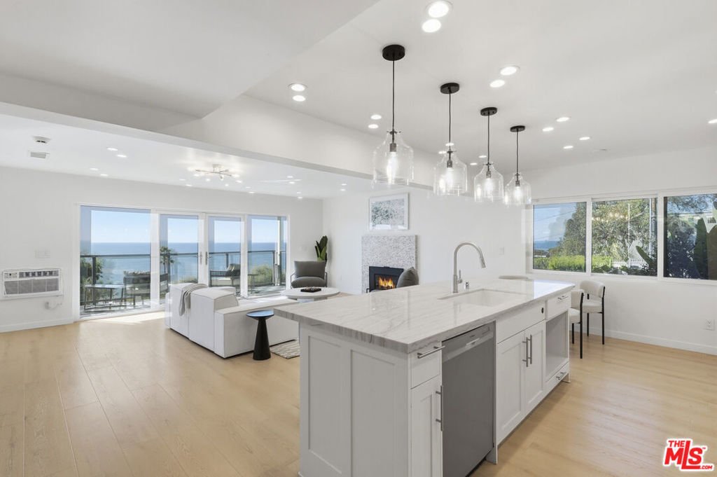 Condo in Laguna Beach, California, United States 5 - 18449921