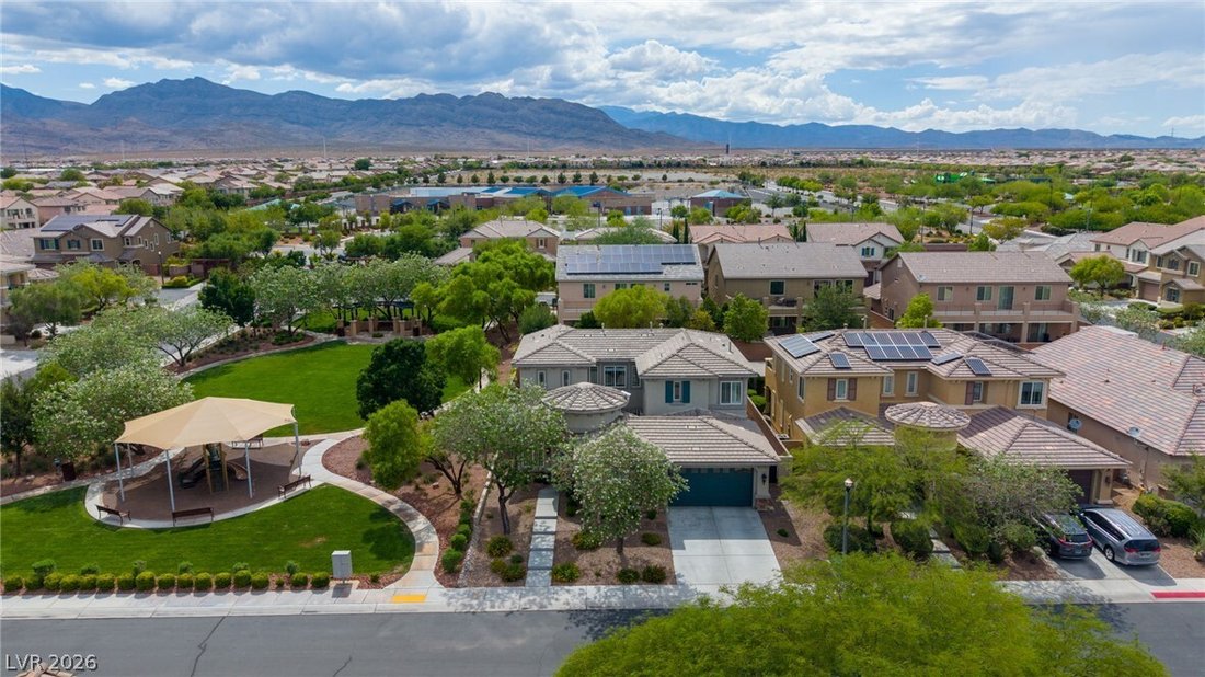 House in Las Vegas, Nevada, United States 4 - 18446862