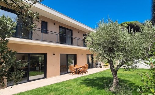 Villa a Le Dramont-Agay-Anthéor-Le Trayas, Saint-Raphaël, Francia 1