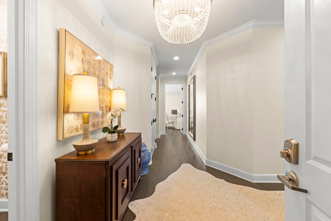 Condo in Hinsdale, Illinois, United States 4 - 18450692