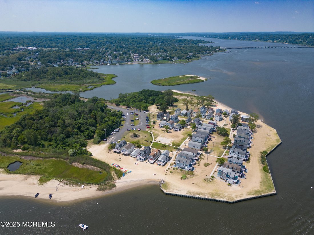 House in Rumson, New Jersey, United States 3 - 18446541