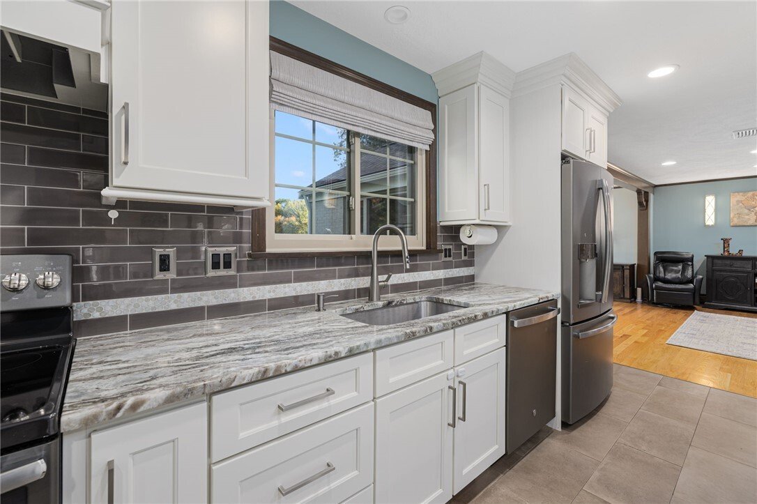 House in Cumberland, Rhode Island, United States 5 - 18449018