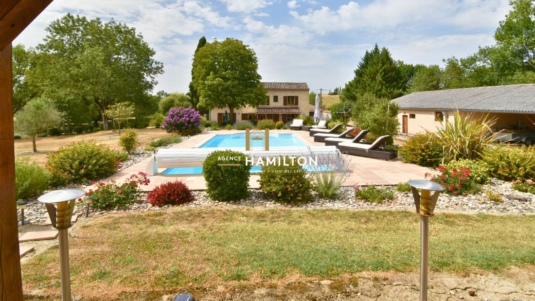 Villa in Cordes-sur-Ciel, Occitania, France 1 - 18426724
