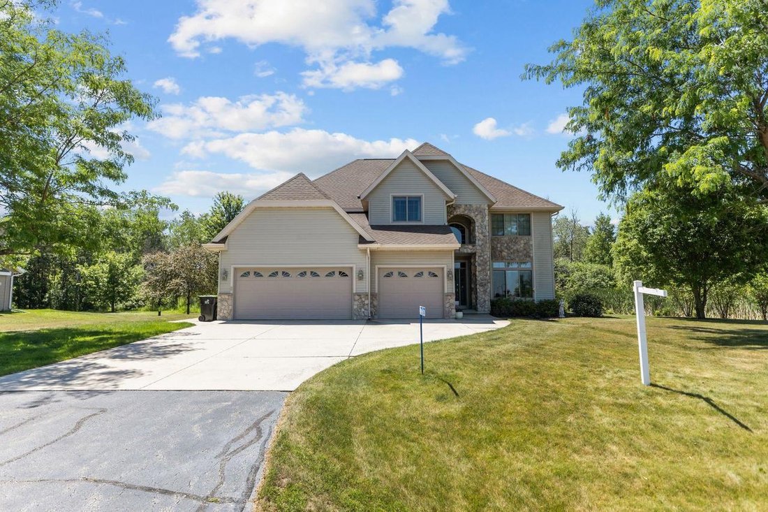 House in Fond du Lac, Wisconsin, United States 2 - 18449251