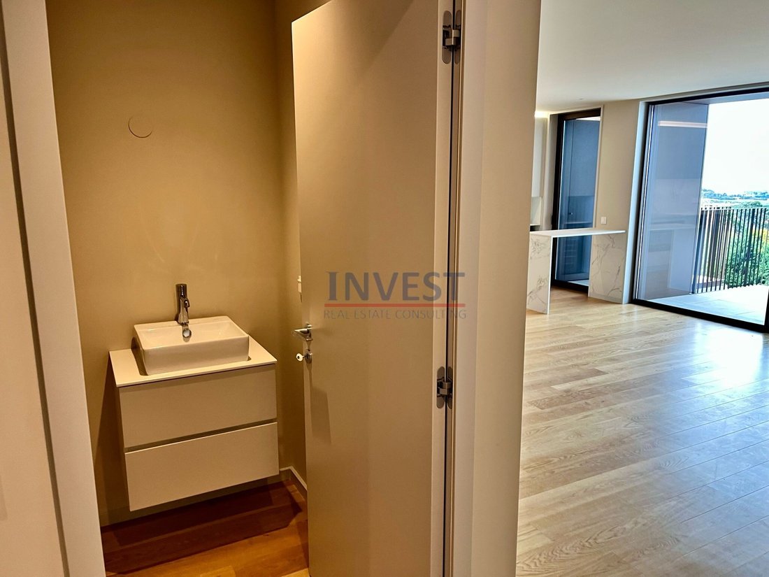 Apartment in Santa Marinha e Sao Pedro da Afurada, Porto District, Portugal 5 - 18448037