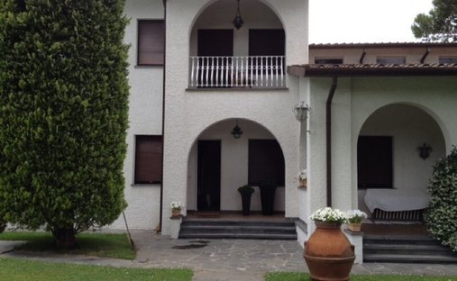 Villa in Center, Forte dei Marmi, Tuscany 1