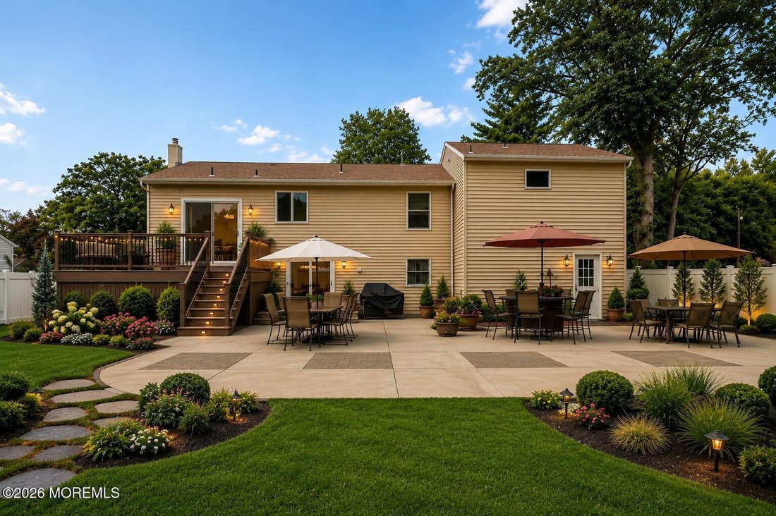 House in Old Bridge Township, New Jersey, United States 4 - 18447237