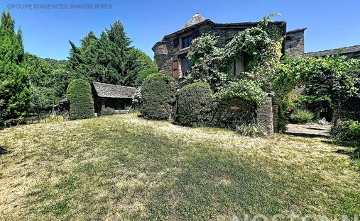 House in Saint-Germain-de-Calberte, Occitania, France 1