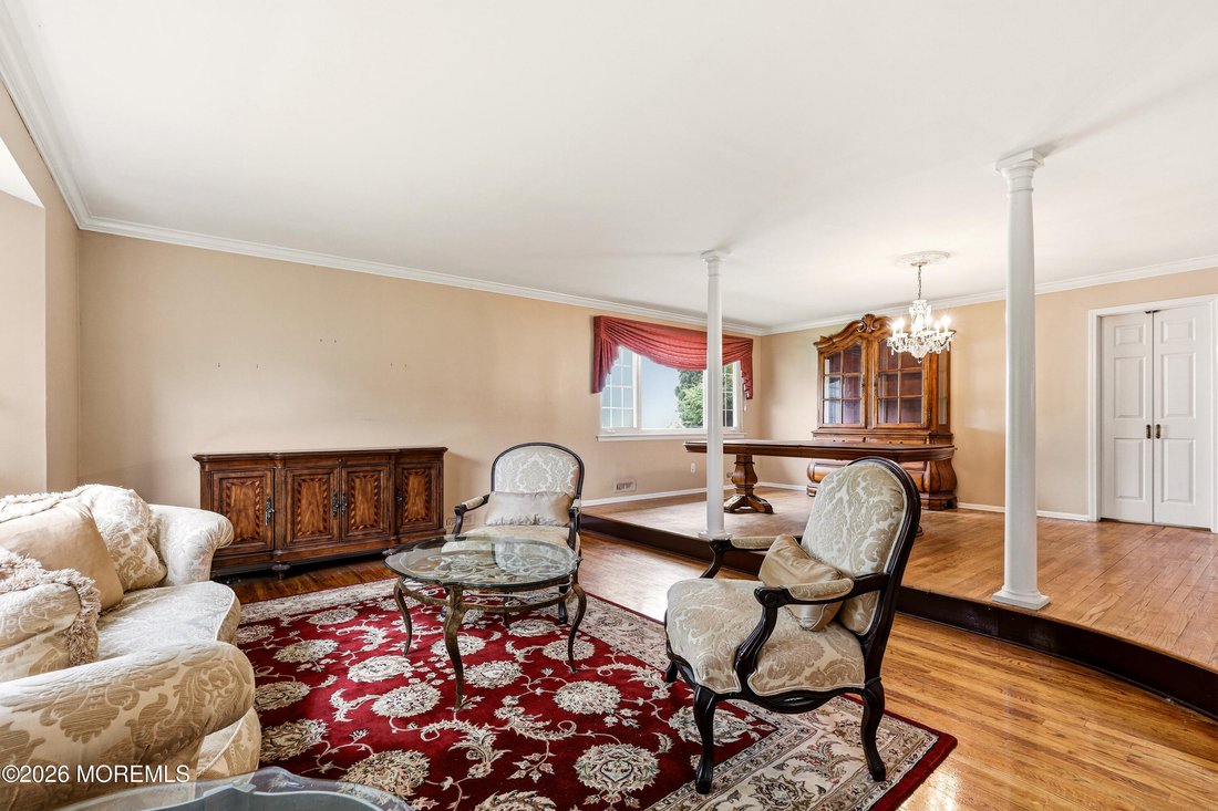 House in East Brunswick, New Jersey, United States 5 - 18447268