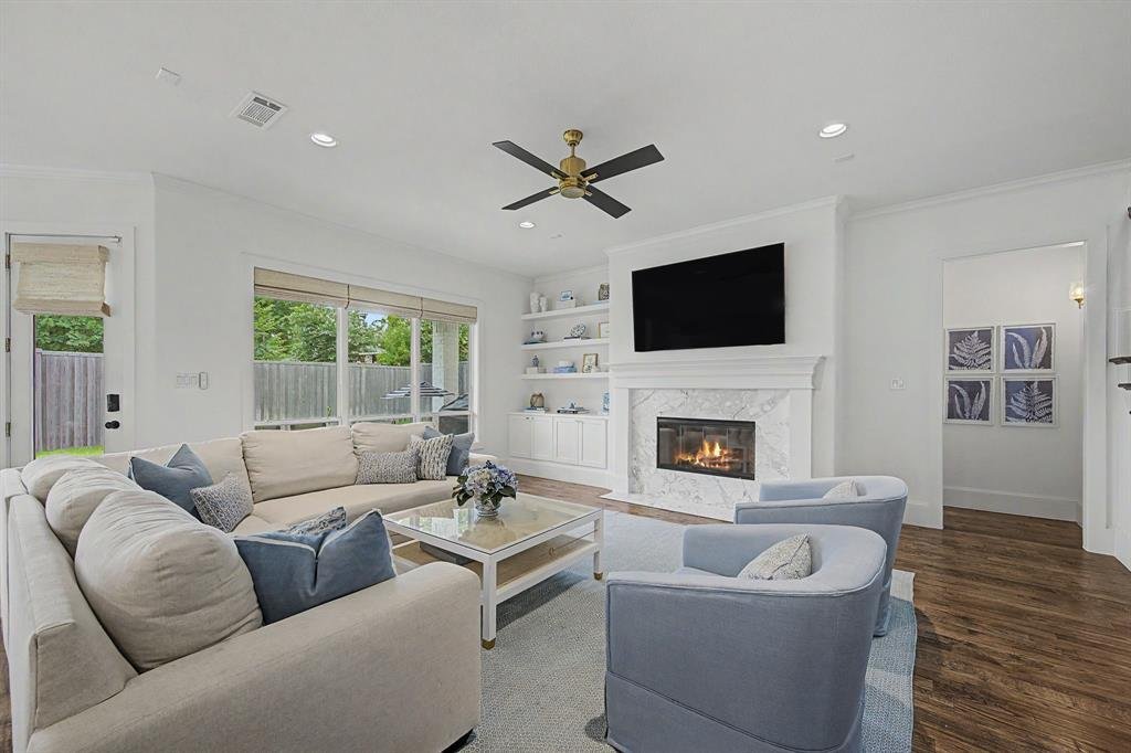 House in Dallas, Texas, United States 4 - 18446949