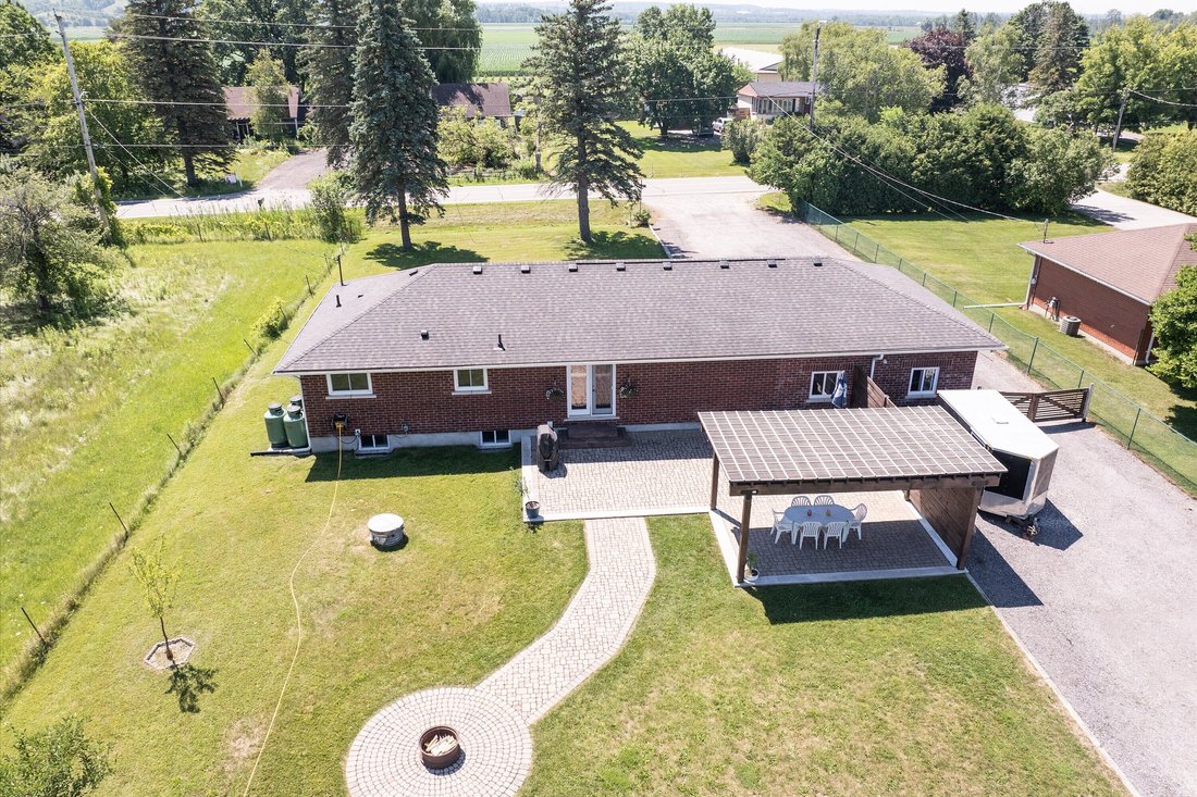 House in King, Ontario, Canada 1 - 18451250