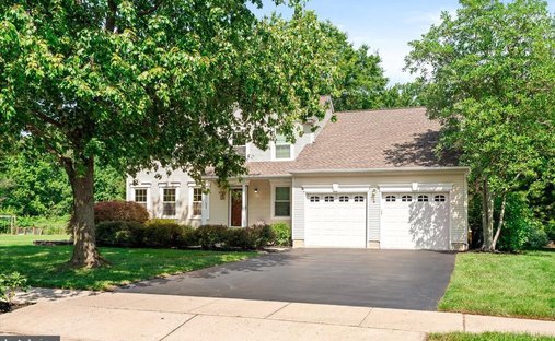 House in Robbinsville Township, New Jersey, United States 1