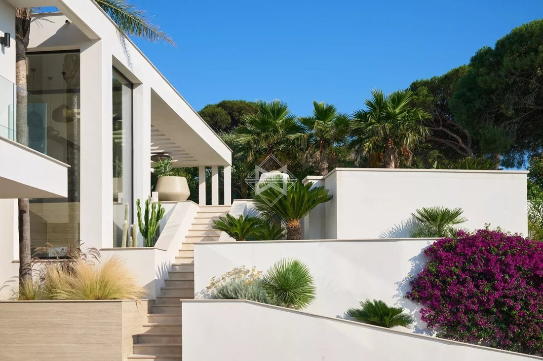 Villa in Nartelle-Noyer-Bellevue-bd des Sardinaux, Sainte-Maxime, France 5 - 18156580