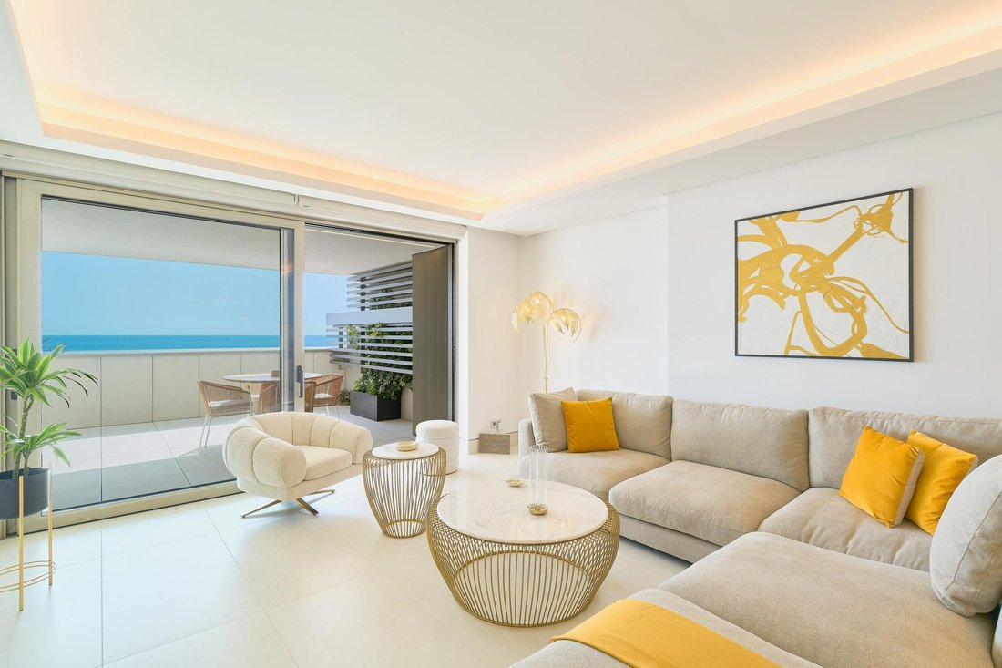 Apartment in Marbella, Andalusia, Spain 4 - 18446507