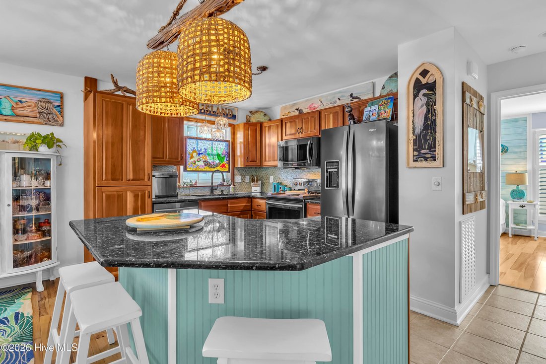 House in Oak Island, North Carolina, United States 4 - 18450333