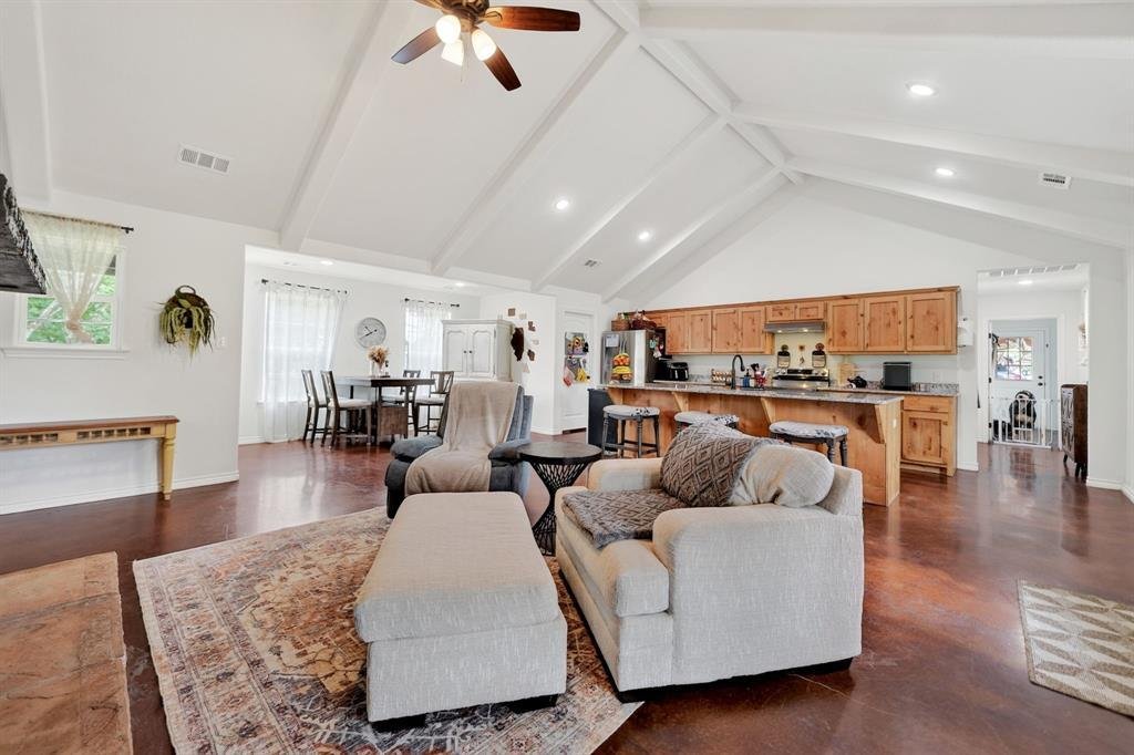 House in Caddo Mills, Texas, United States 4 - 18446959