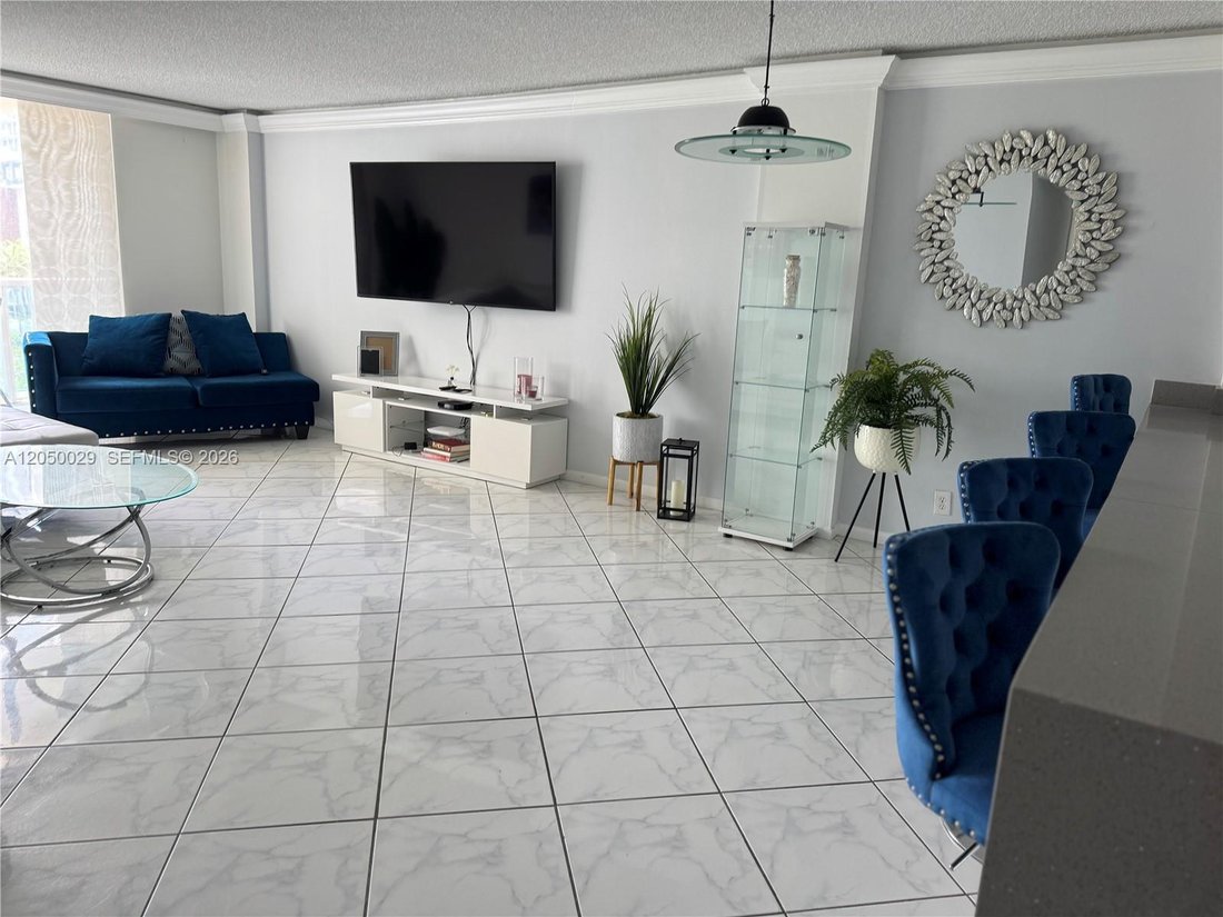 Condo in Hollywood, Florida, United States 4 - 18451428