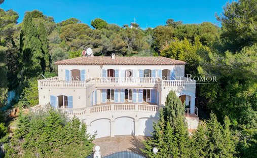 Villa in Saint-Jean-Cap-Ferrat, Provence-Alpes-Côte d'Azur, France 1