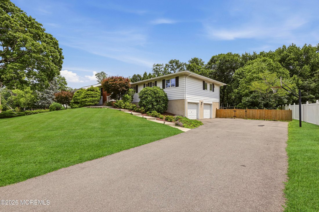 House in East Brunswick, New Jersey, United States 4 - 18447268