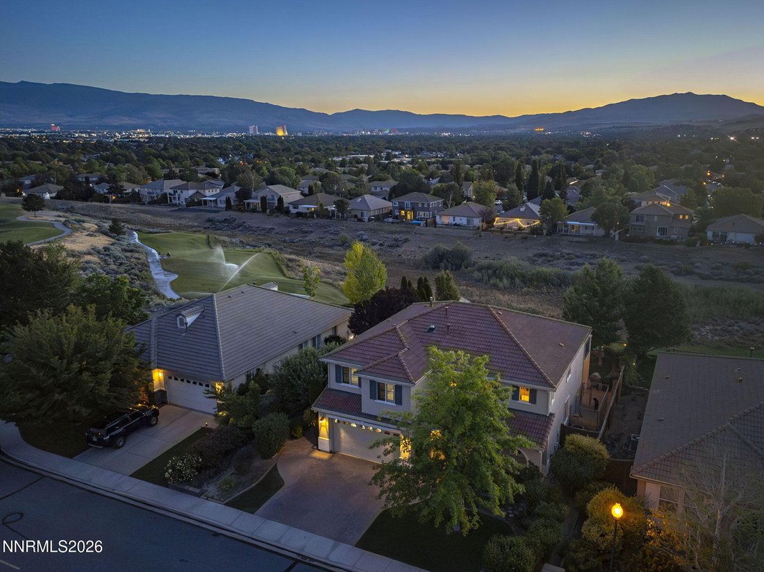House in Sparks, Nevada, United States 5 - 18446407