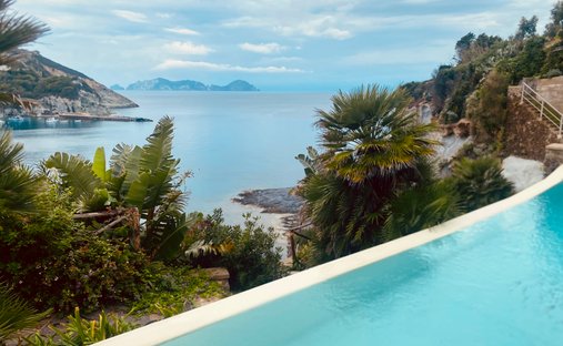 Villa in Ponza Island, Lazio, Italy 1