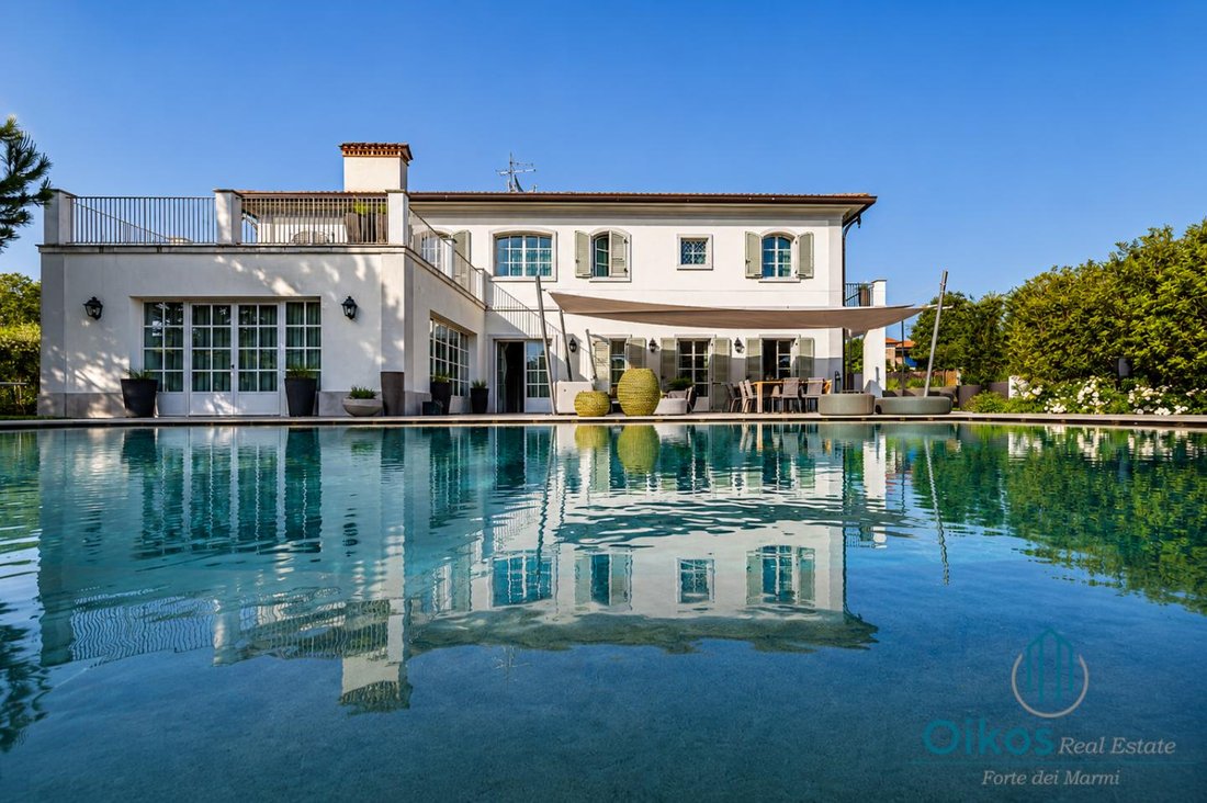 Villa in Vittoria Apuana, Forte dei Marmi, Tuscany 3 - 18449755