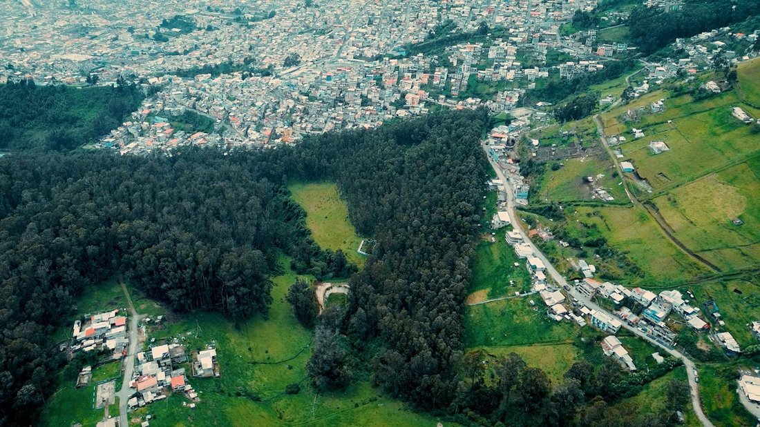Terreno en Quito, Pichincha, Ecuador 3 - 18451526
