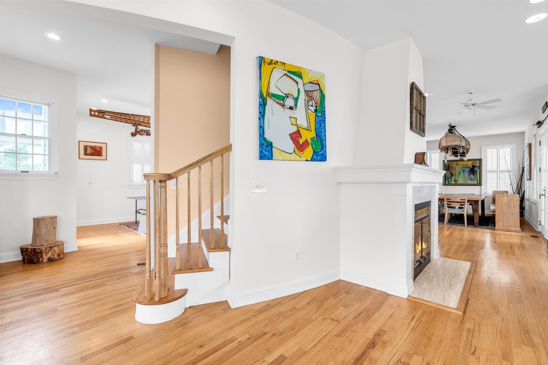 House in Monmouth Beach, New Jersey, United States 3 - 18445879