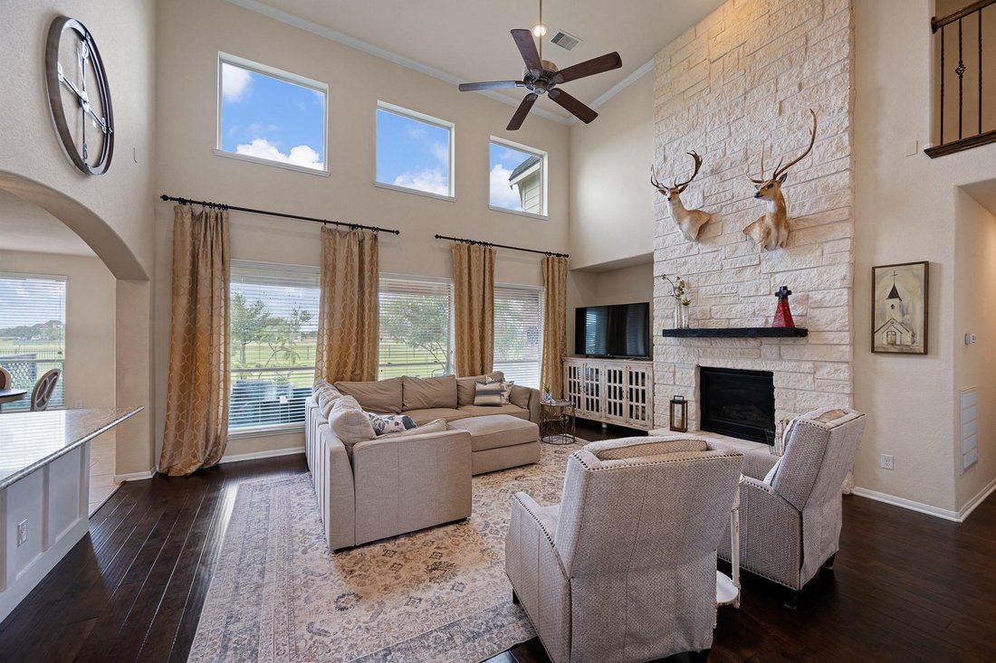 House in Needville, Texas, United States 5 - 18446769
