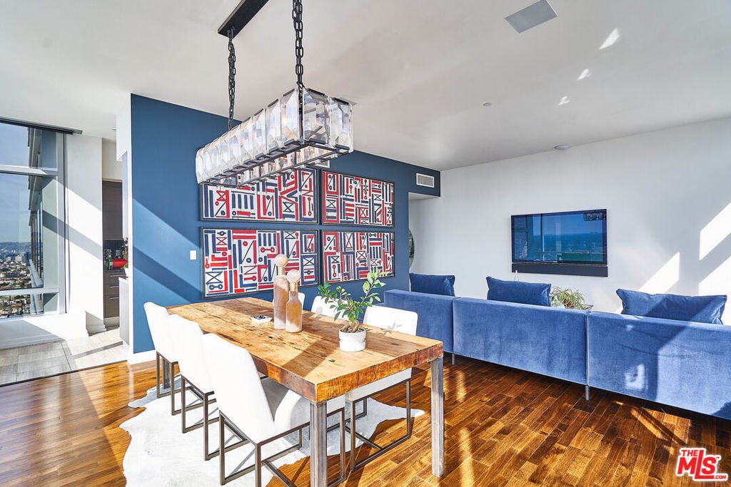 Condo in Los Angeles, California, United States 5 - 18449864