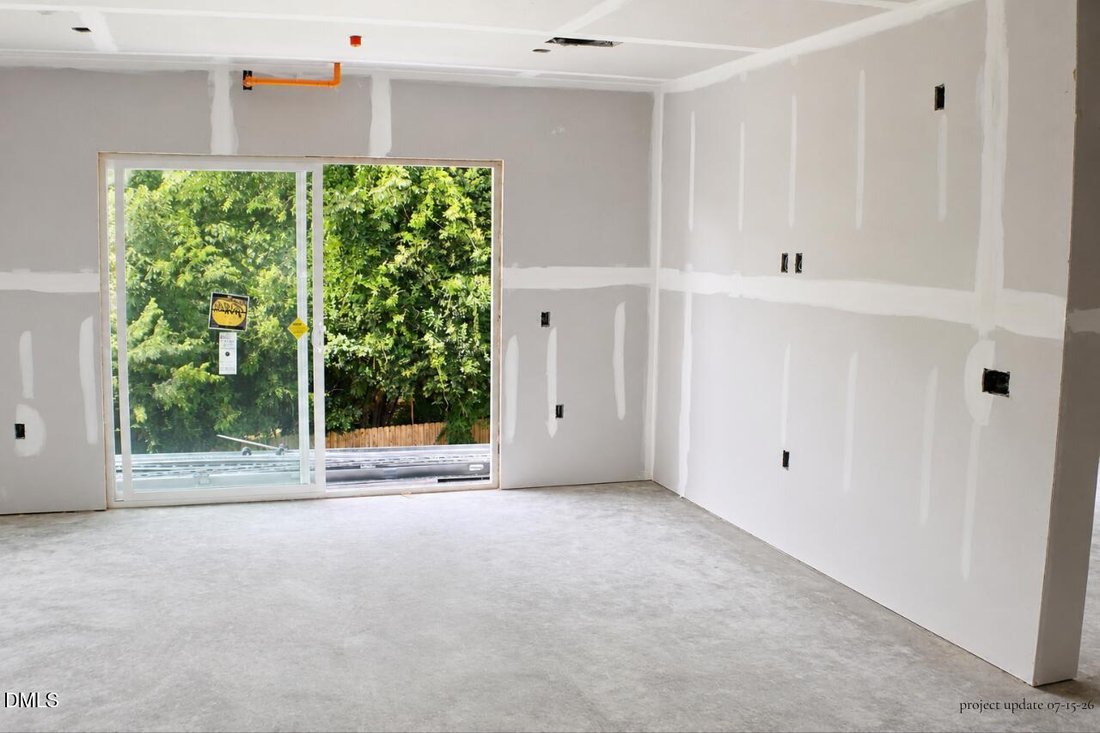 Condo in Raleigh, North Carolina, United States 4 - 18321240