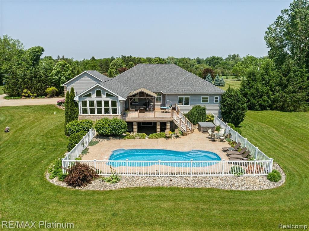 House in Brighton, Michigan, United States 1 - 18450271
