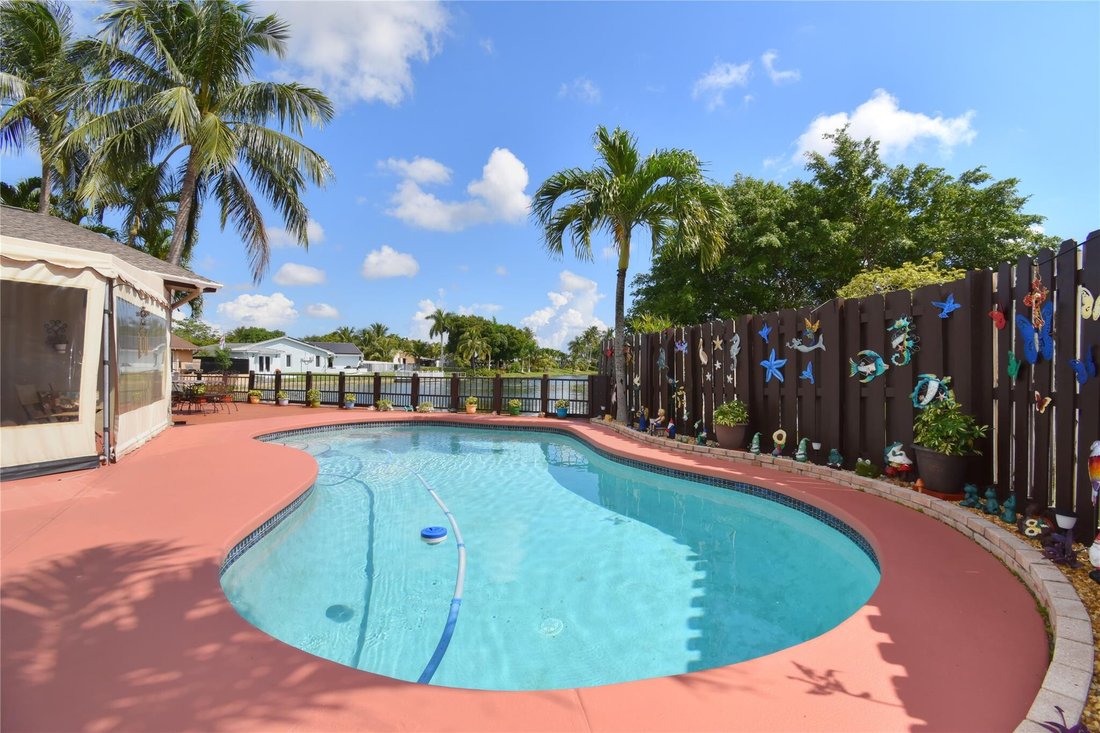 House in Fort Lauderdale, Florida, United States 4 - 18445563