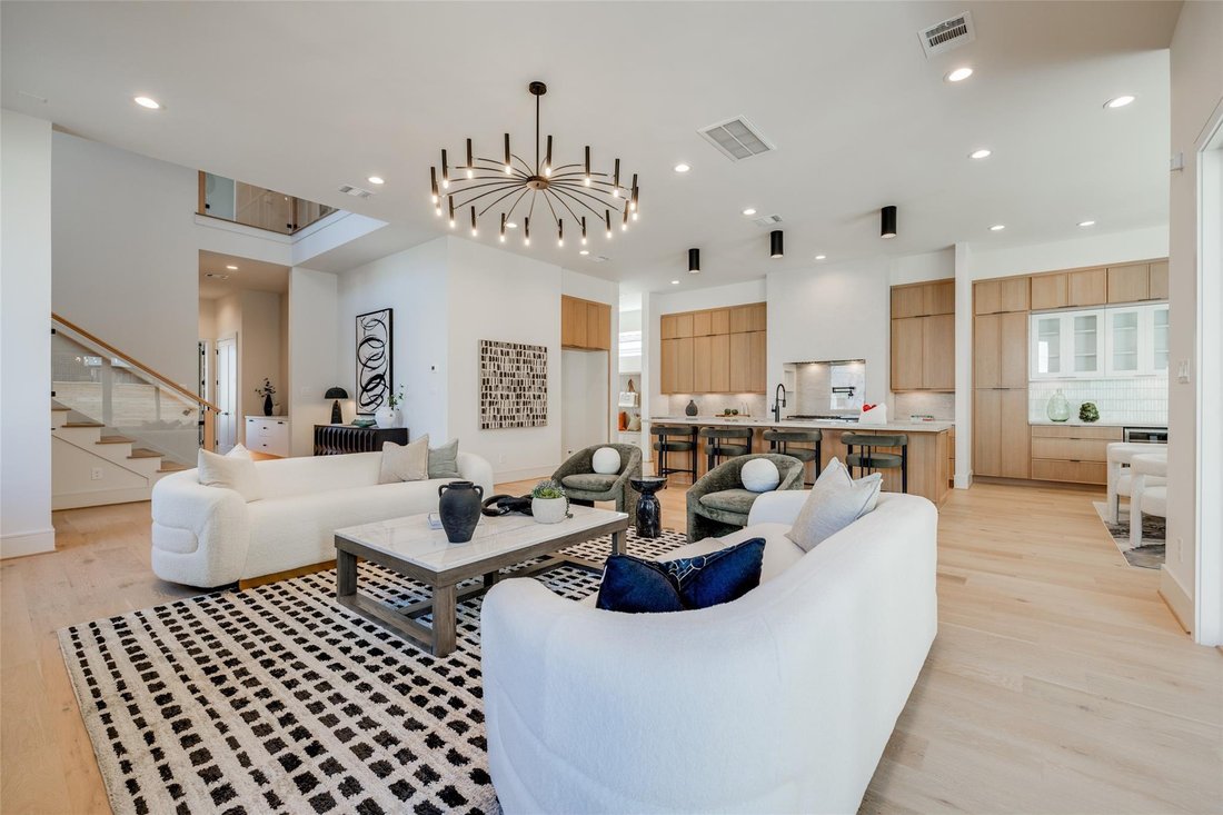 House in Houston, Texas, United States 5 - 18446795
