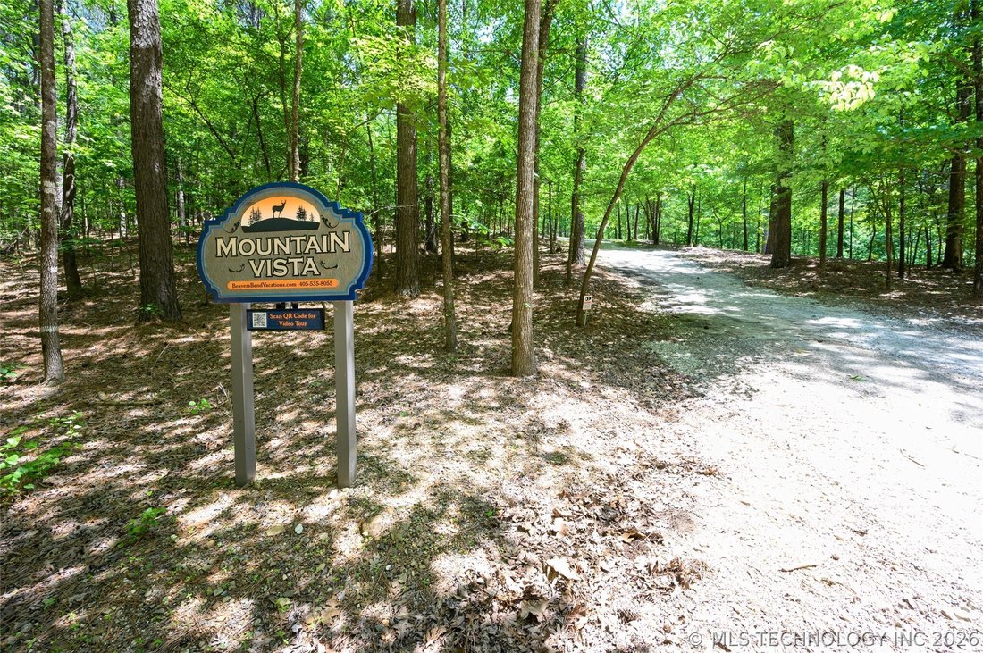 Broken Bow, Oklahoma, United States 4 - 18446518