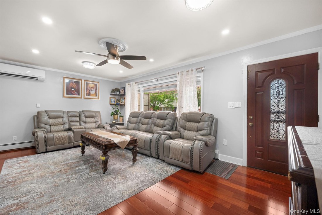 House in New York, New York, United States 2 - 18450146