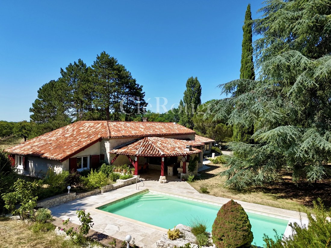 Haus in Pujols, Neu-Aquitanien, Frankreich 2 - 18443449