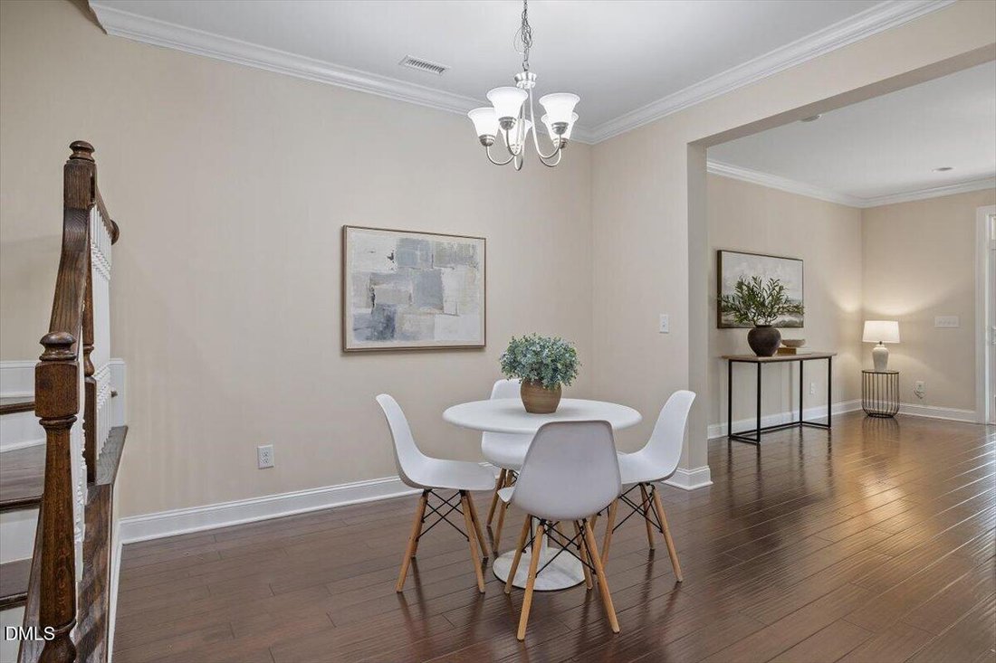 Townhouse in Cary, North Carolina, United States 4 - 18450357