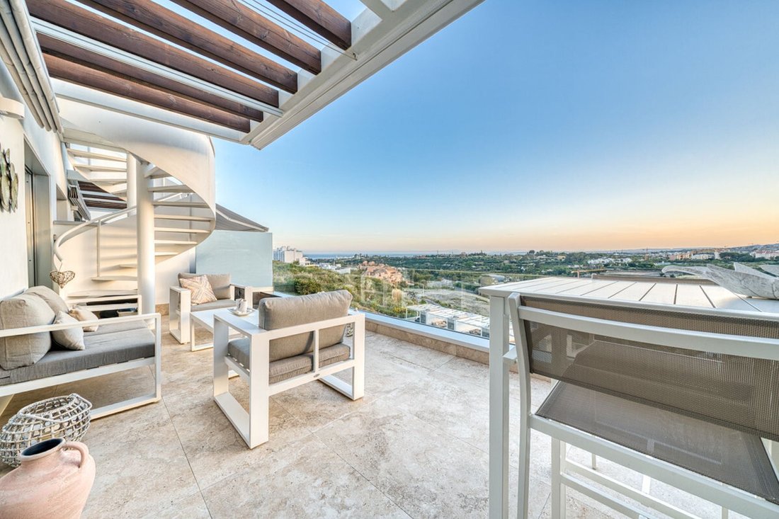 Penthouse in Cancelada, Estepona, Andalusia 3 - 18093933
