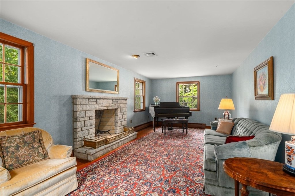 House in Milton, Massachusetts, United States 5 - 18448003