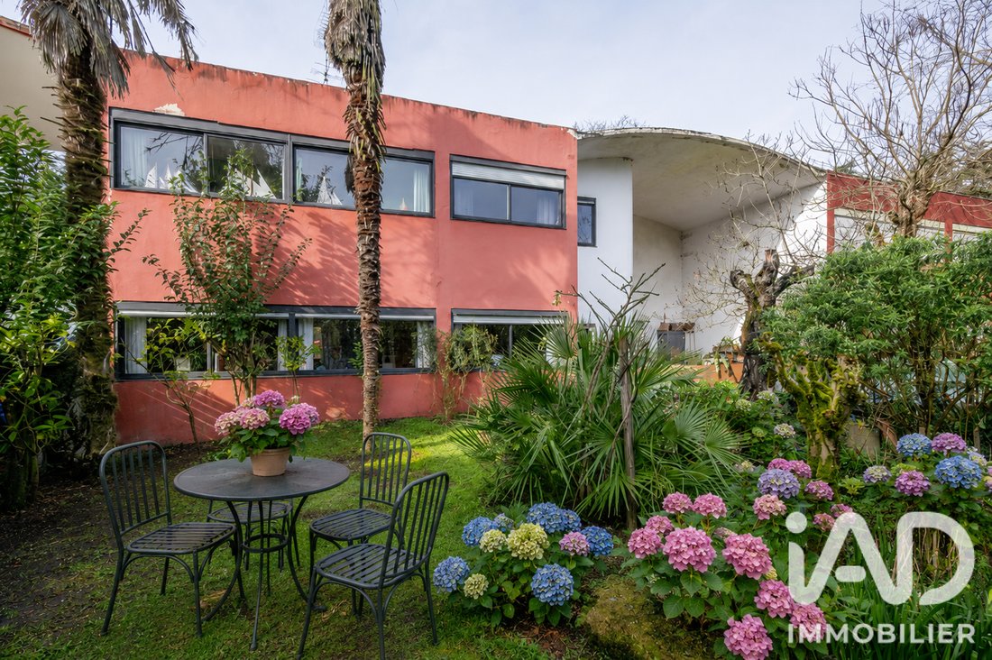 House in Pessac, Nouvelle-Aquitaine, France 1 - 18337086