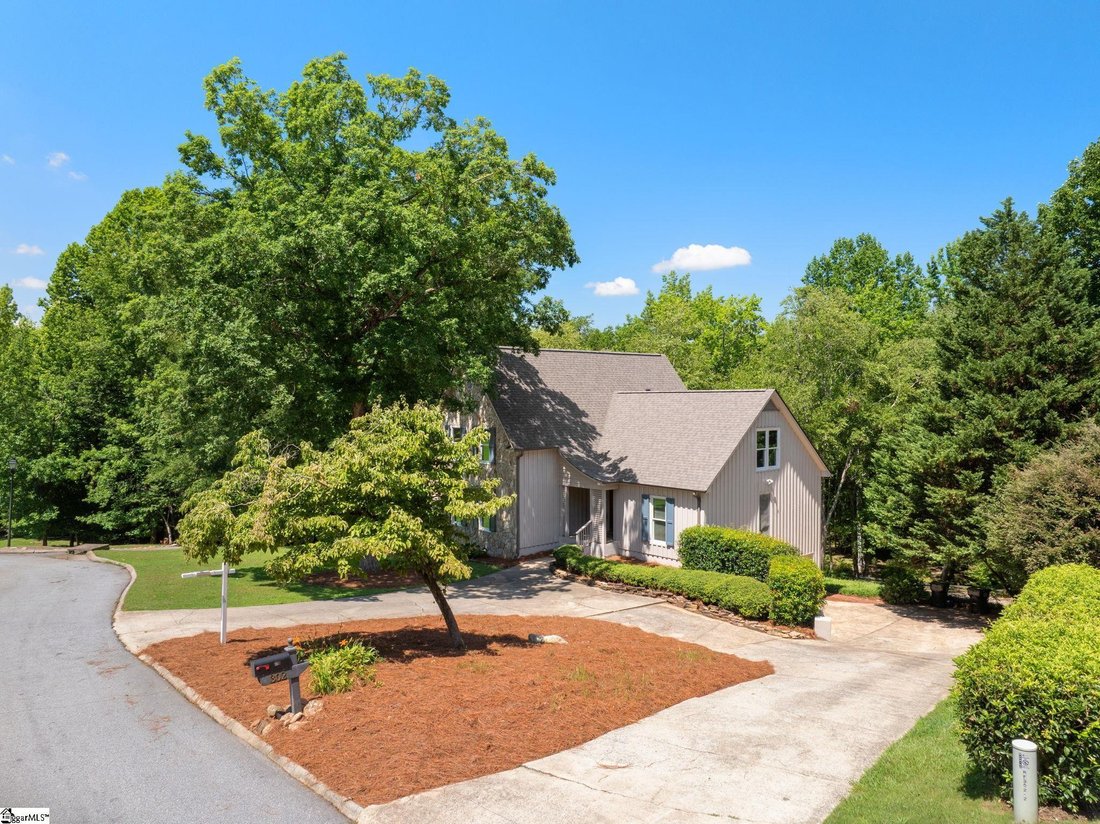 House in Greenville, South Carolina, United States 3 - 18448876