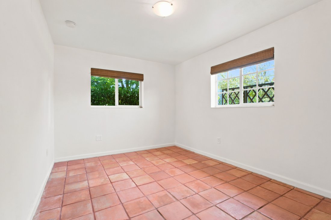 House in Miami, Florida, United States 5 - 18447567