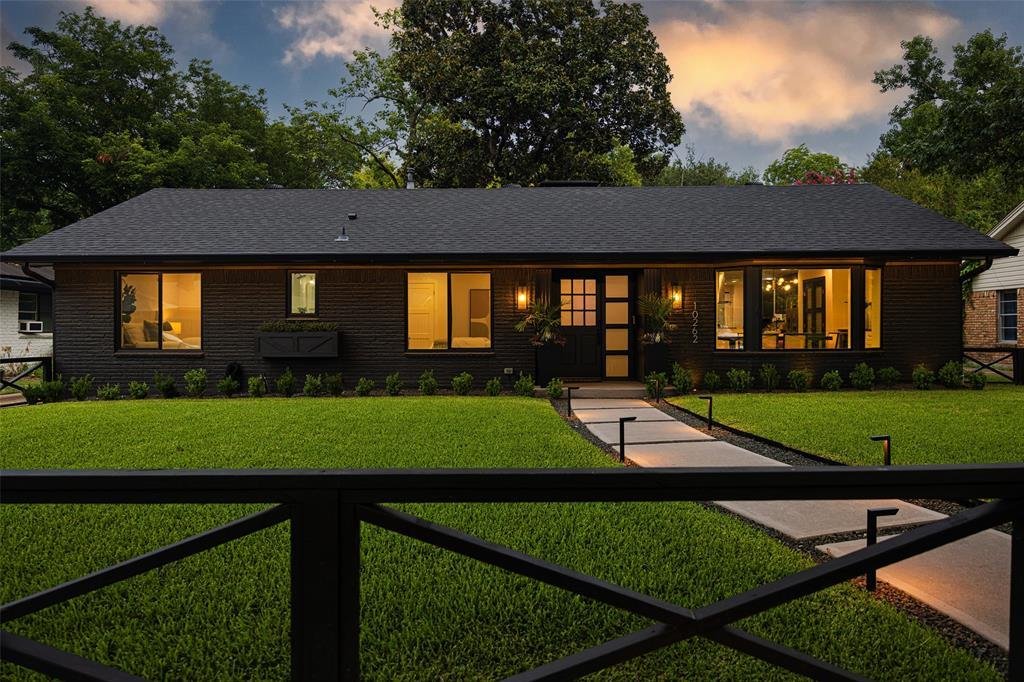 House in Dallas, Texas, United States 2 - 18446977